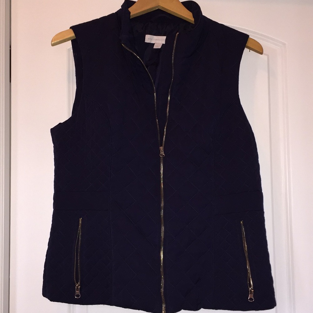 Navy blue vest - New York & Company